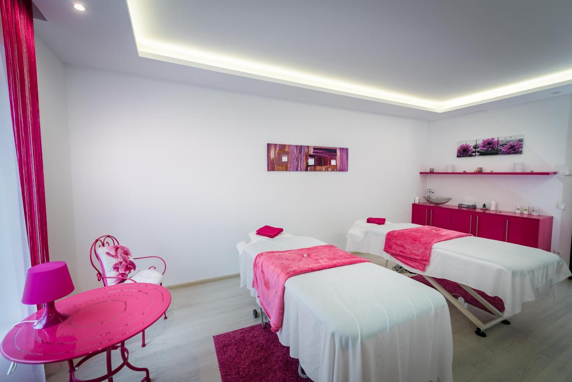 Liget Wellness és Konferencia Hotel Szarvas Exterior foto